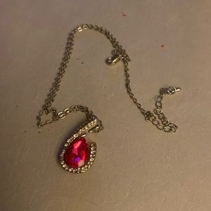 Necklace w/costume teardrop jewel